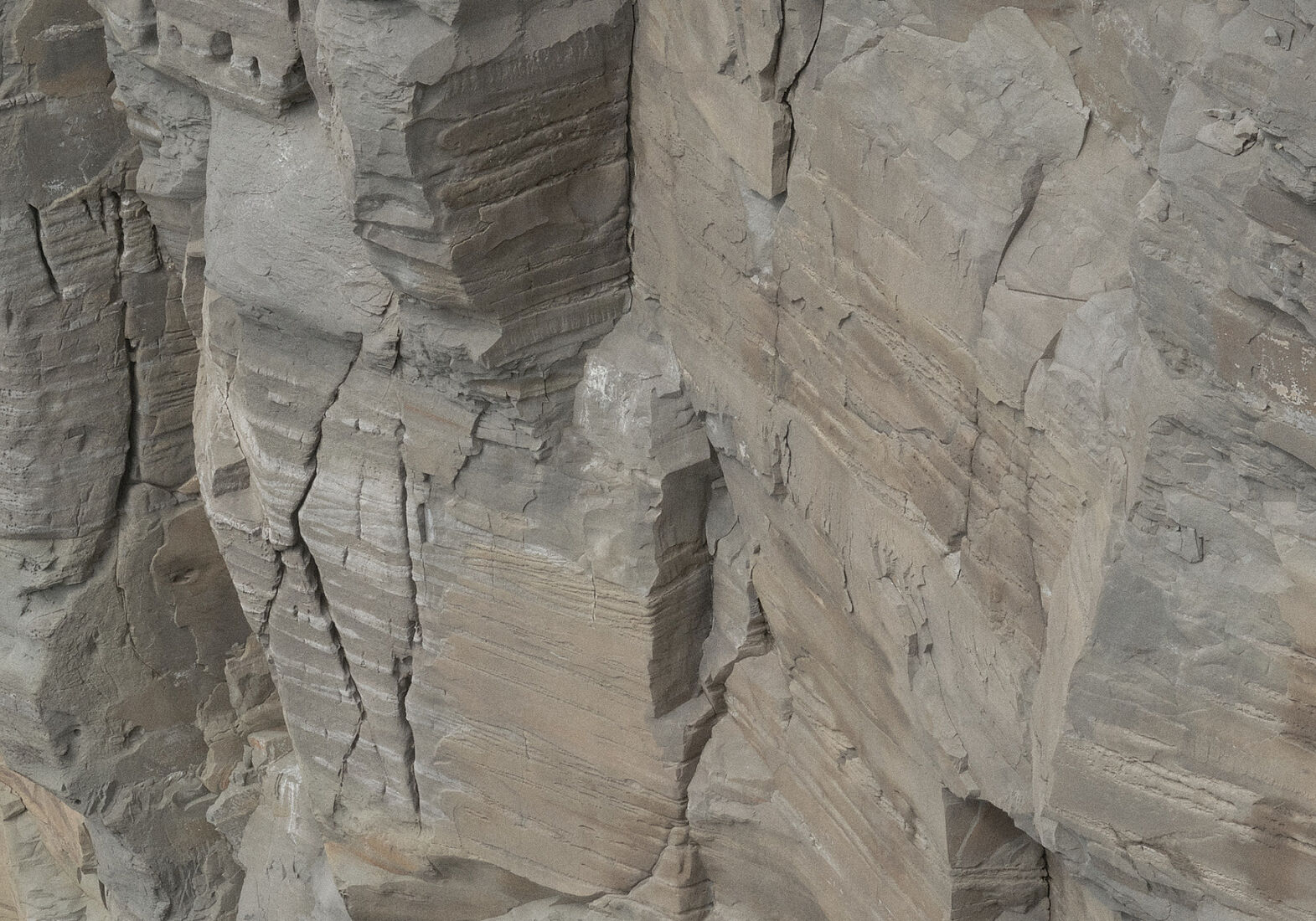 © PHOTO BY PAVEL NEMTIN